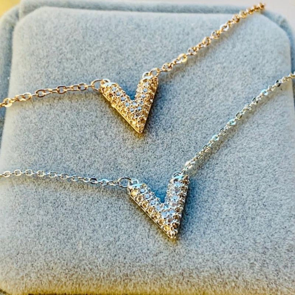 Chevron V Necklace